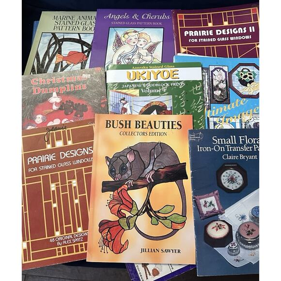 Stained Glass Pattern Design Book Lot Of 100 Plus PB Books VTG - Picture 8 of 13